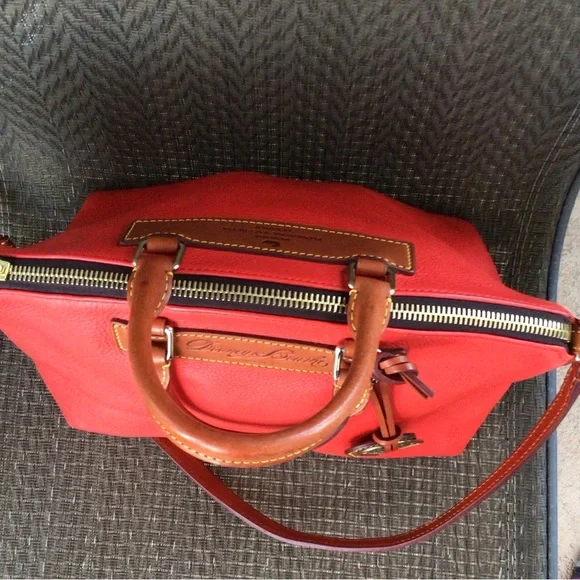 Dooney & Bourke Florentine Red Vachetta Leather Dillon Satchel Bag - Picture 3 of 5